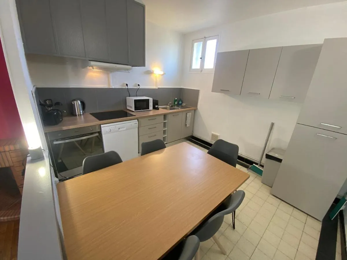 Fabuleux T3 De 85 M2, Situe Au Calme Avec Grand Parking Gratuit Prive ,Fibre Wifi Apartment Saint Gaudens France
