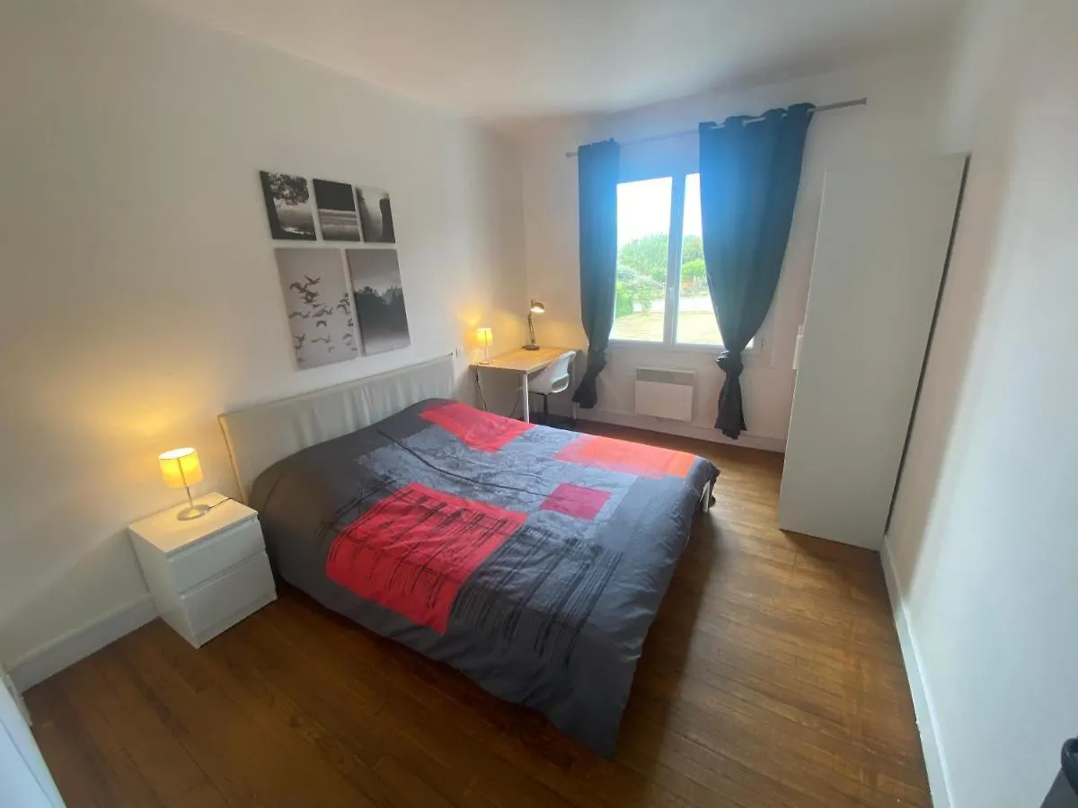 Fabuleux T3 De 85 M2, Situe Au Calme Avec Grand Parking Gratuit Prive ,Fibre Wifi Apartment Saint Gaudens France