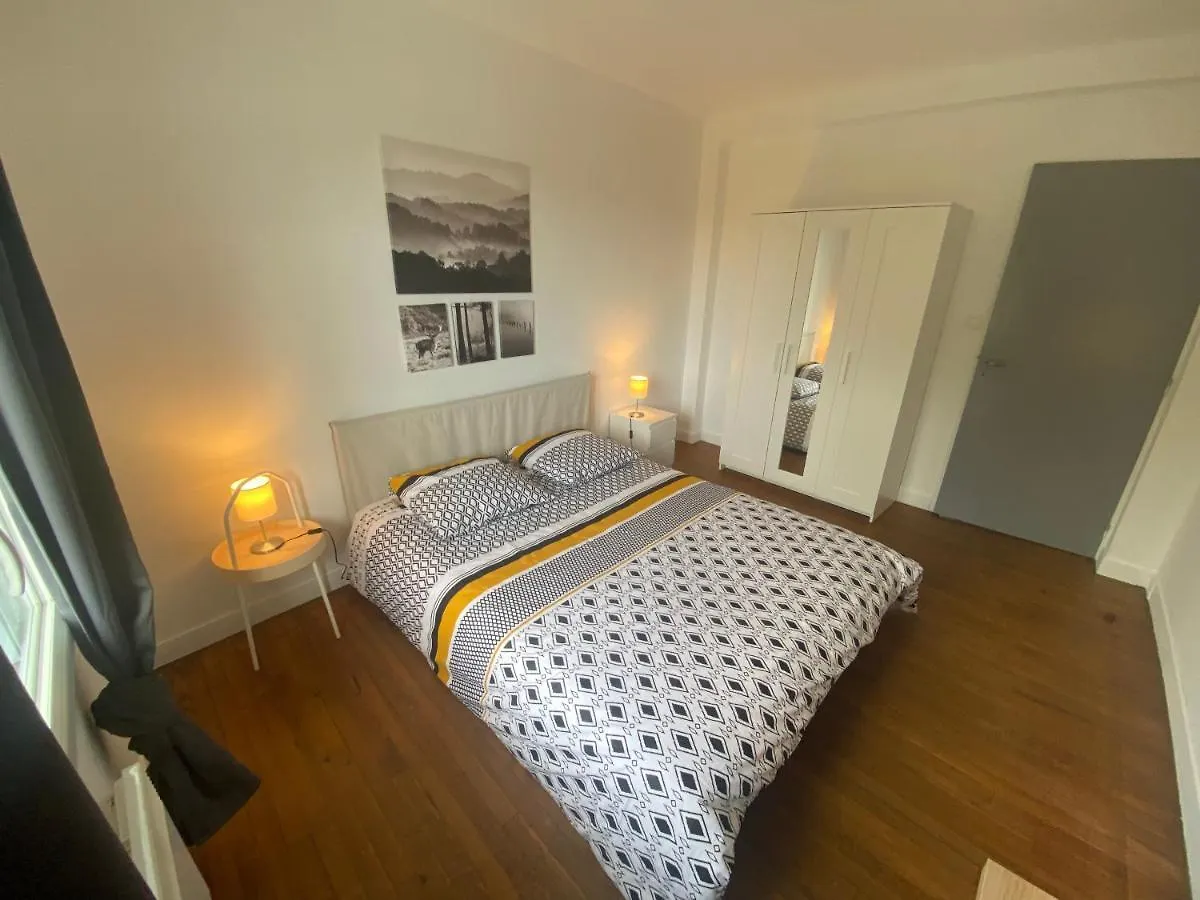 Fabuleux T3 De 85 M2, Situe Au Calme Avec Grand Parking Gratuit Prive ,Fibre Wifi Apartment Saint Gaudens